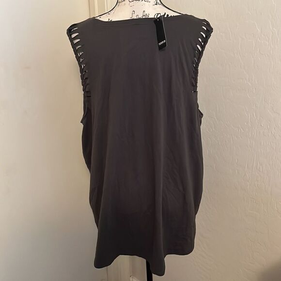 Torrid Bad Company Faded Black Distressed Graphic Tank Top Contemporary Boho - Picture 7 of 14